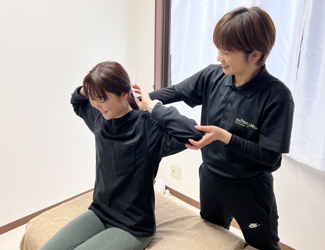 整体で身体を確認している様子